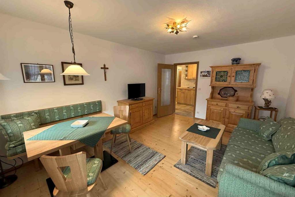 Ferienwohnung Edelweiss Wohnzimmer