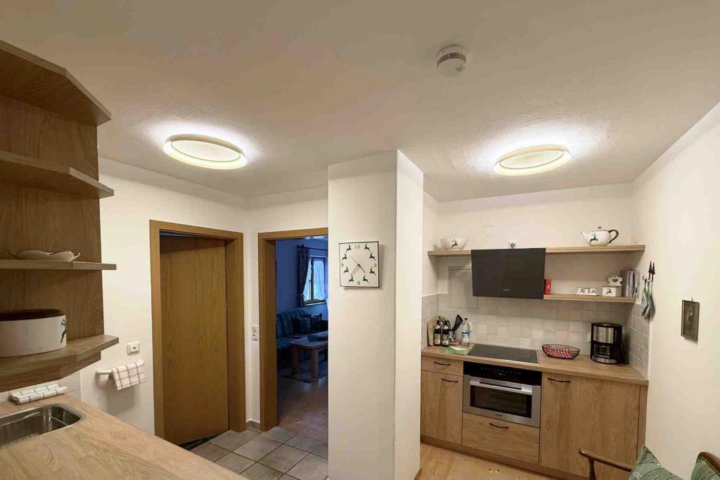 Ferienwohnung Edelweiss Küche Flur