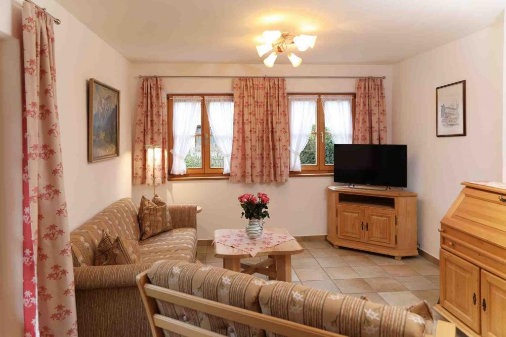 Ferienwohnung Enzian Wohnzimmer