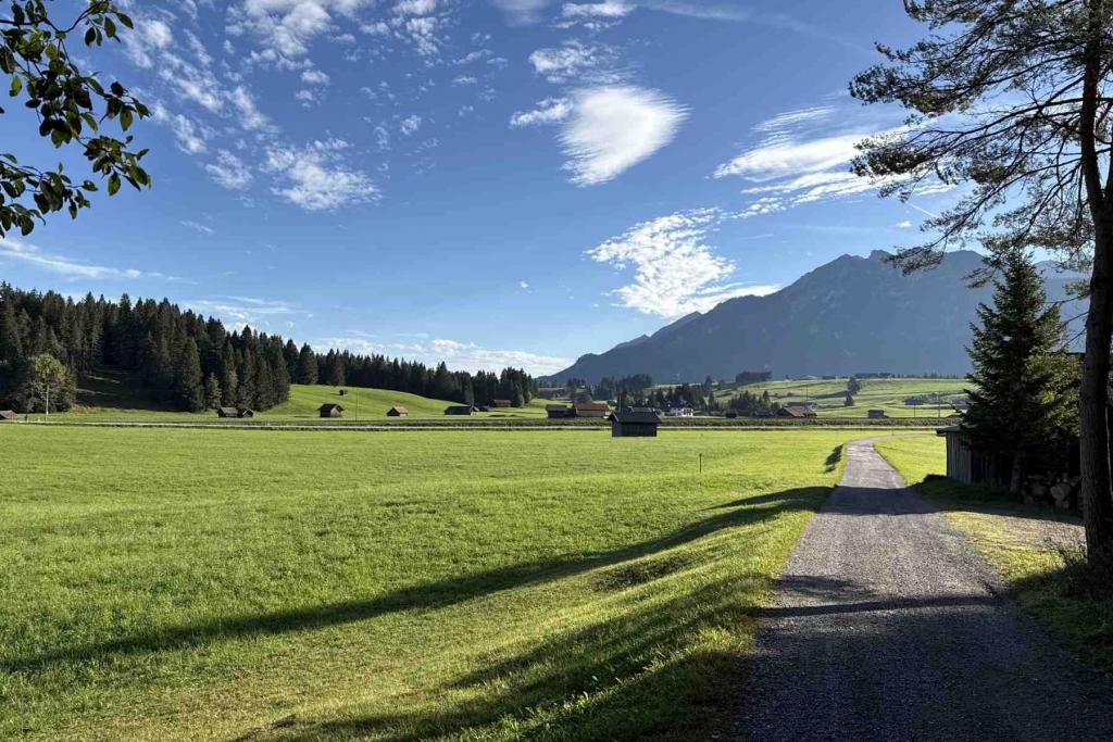 Klais Am Quicken Soierngruppe und Bahnstrecke