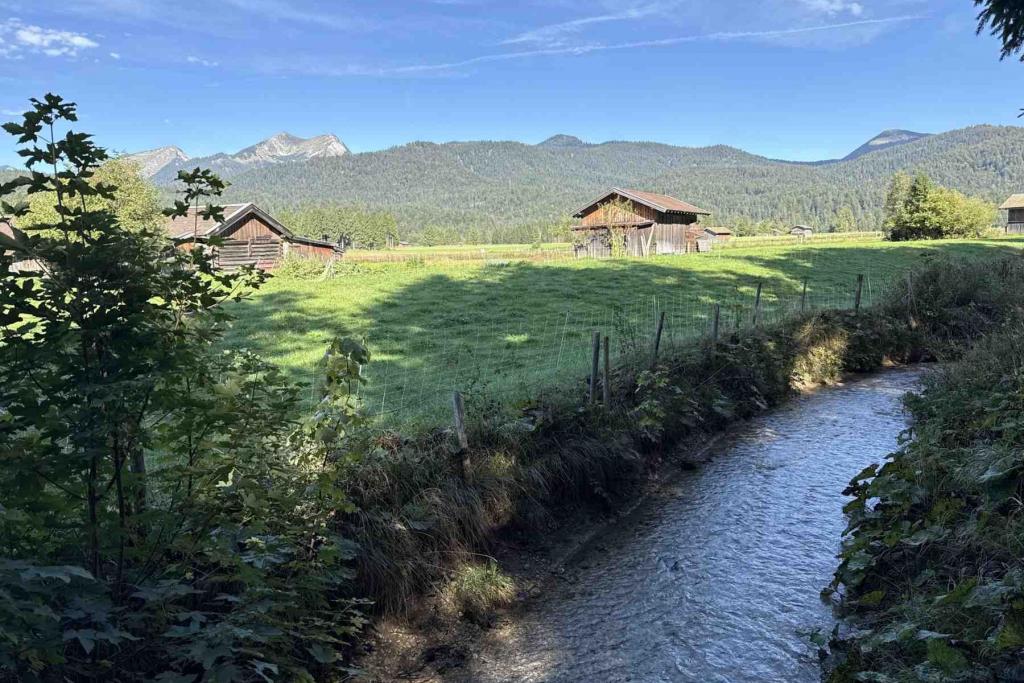 Weg nach Bärnbichl - Kranzbach - Estergebirge